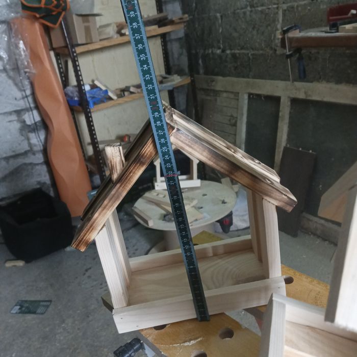 Solidny drewniany karmnik dla ptaków -GRATIS