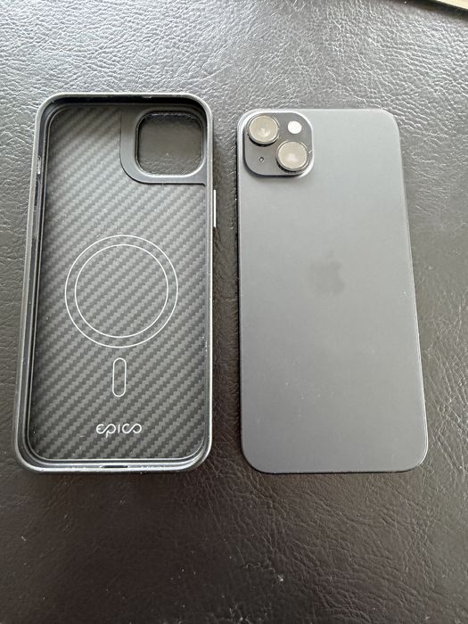 Iphone 15 Plus 256GB + case EPICO CARBON