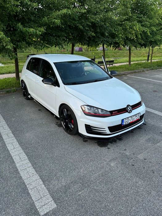 Volkswagen Golf GOLF 7 GTI Performance 300hp DSG
