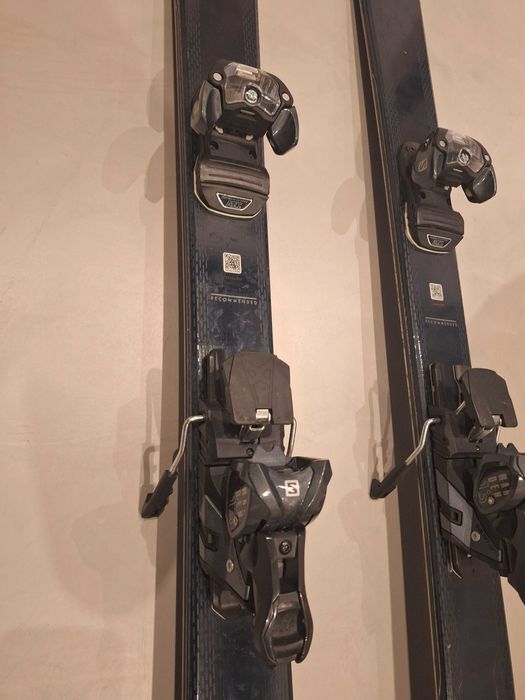 Skis Salomon QST 85