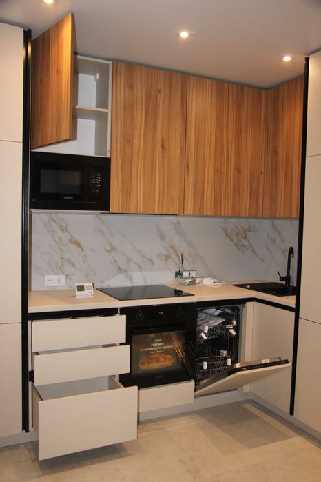 Кухня на замовлення, меблі на замовлення, Кухня Колона, під ключ