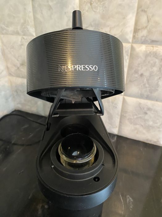 Капсульна кавоварка Nespresso Vertuo Pop Delonghi