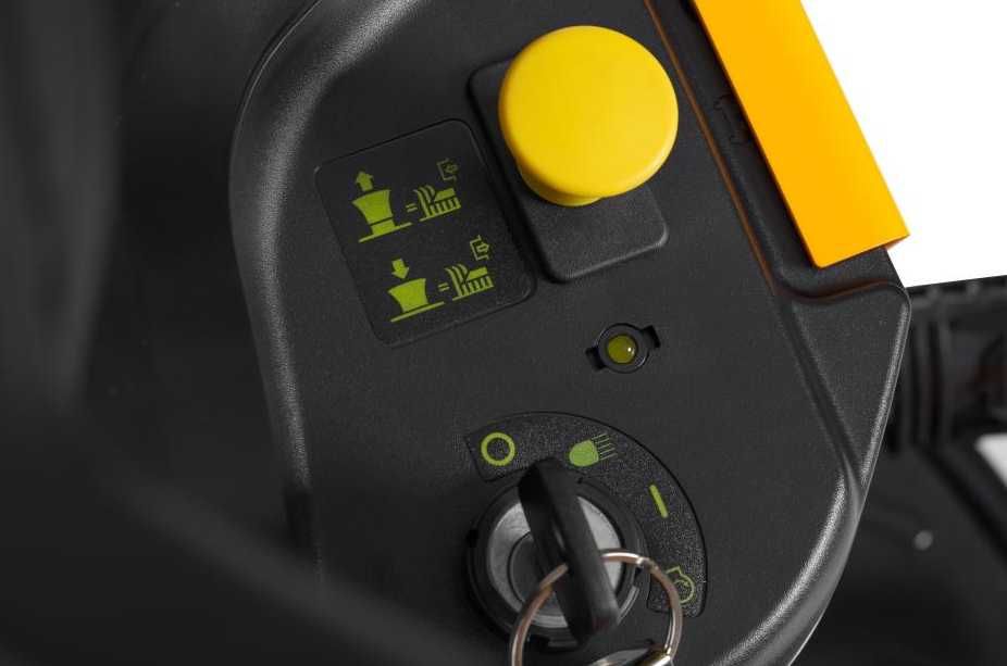 Traktor Kosiarka STIGA Estate 584 / 84 cm / Światła LED / 240L KOSZ