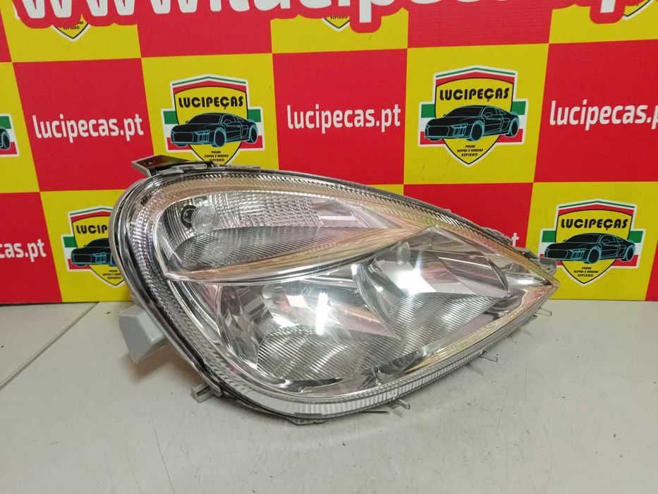 Ótica / farol direita MERCEDES-BENZ Classe A (W169), de 2004 a 2013 l 141653