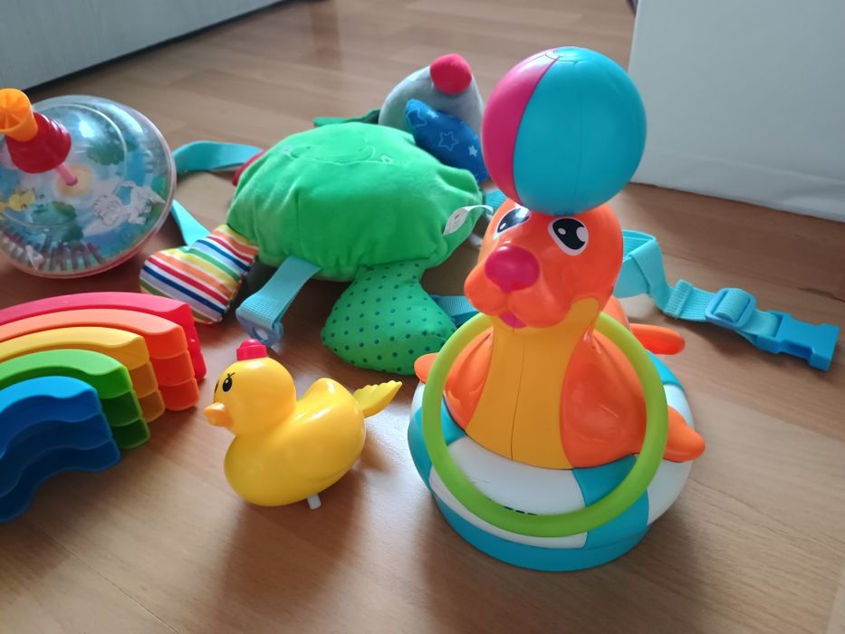 Zestaw zabawek dla niemowląt
