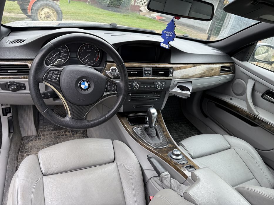 Bmw E93 Cabrio 2008 r 328i