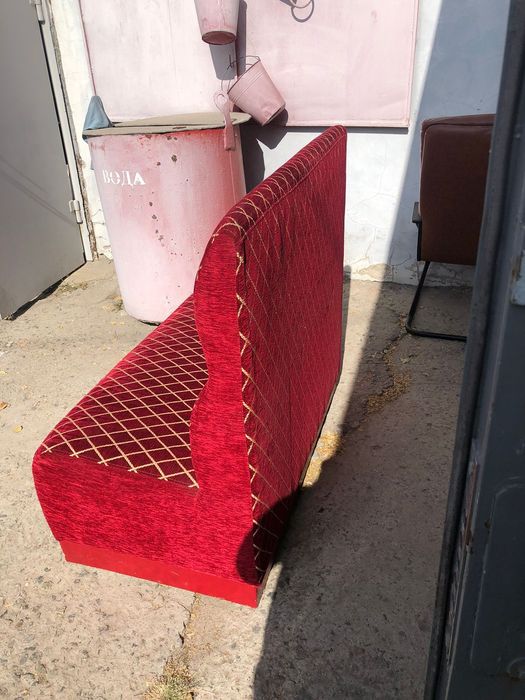 Мебель для дома, кафе, гостиницы б/у