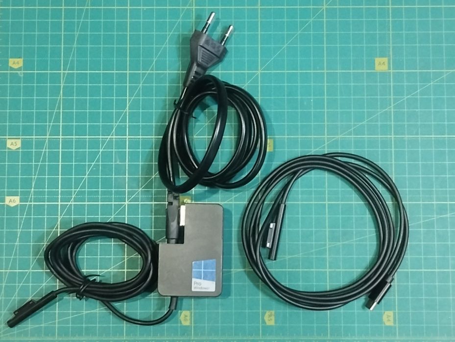 Планшет windows 10 surface pro 5 i5-7300U 12.3" 2K IPS, батарея 97%