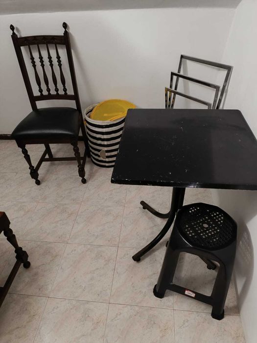 QUINTA DO CONDE - Av. 1º de Maio - Quarto para Alugar