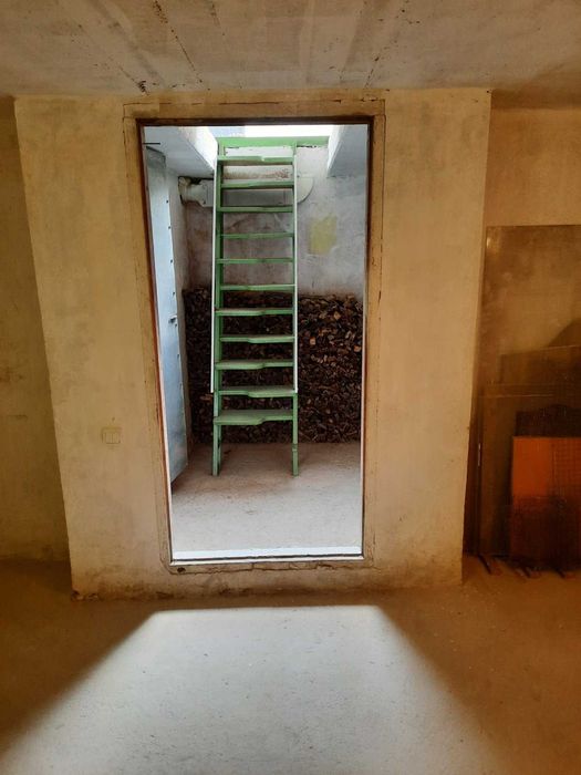 Продаж місця в гаражному кооперативі