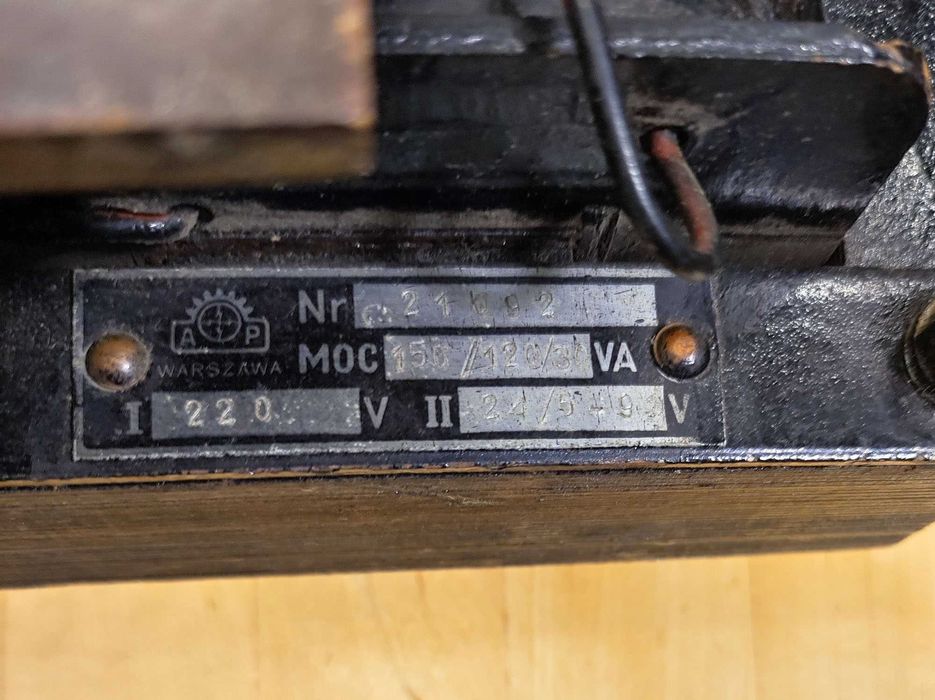 Solidny transformator 24V 150VA / 9 + 6V z PRL [071]