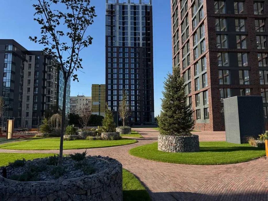 Продажа 3комнатная квартира ЖК бизнес класса МARSHALL Победа-5!!