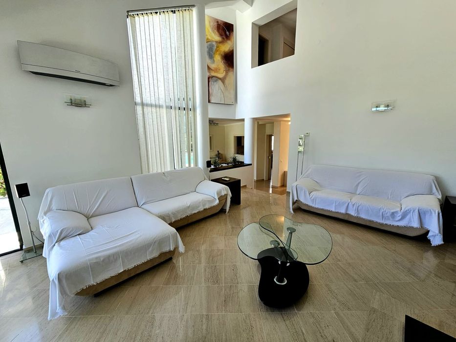 Vivenda de luxo com piscina em Vilamoura