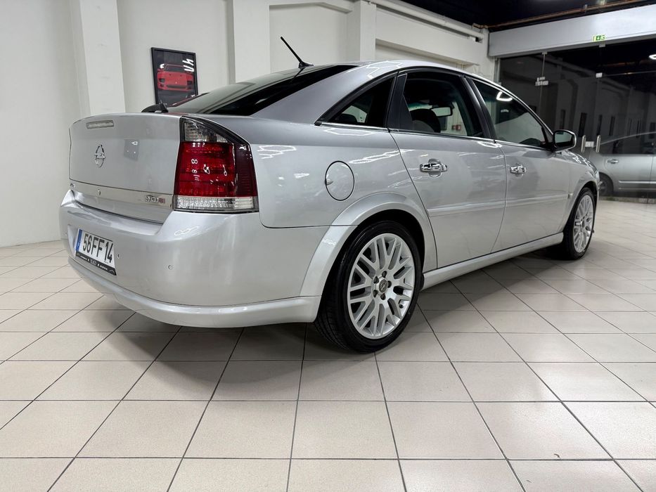 Opel Vectra 1.9 CDTi Auto.