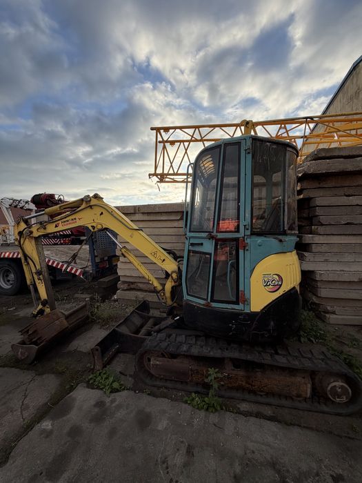Minikoparka Yanmar 35-3