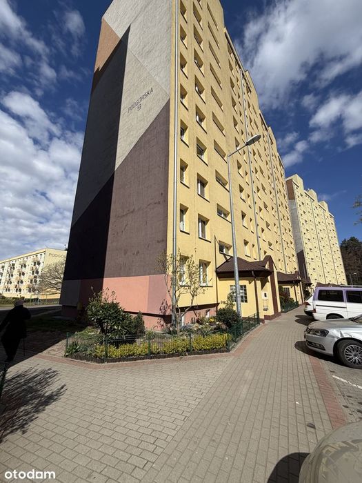 Przestronne 3 pokojowe mieszkanie z balkonem w Gdyni