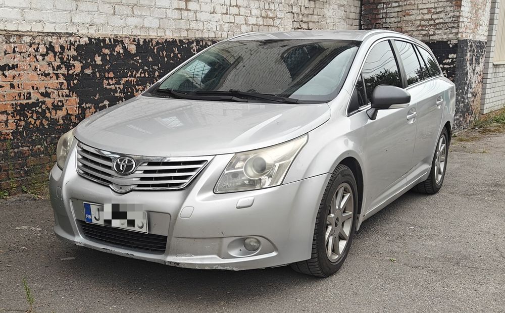 Toyota Avensis T27 універсал 2.2 D-4D  автомат, 2010