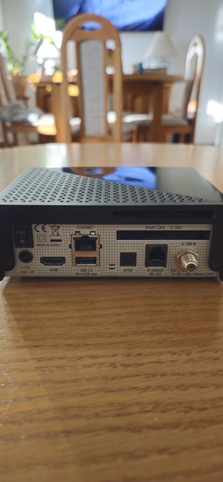 Dekoder satelitarna Vu zero4K