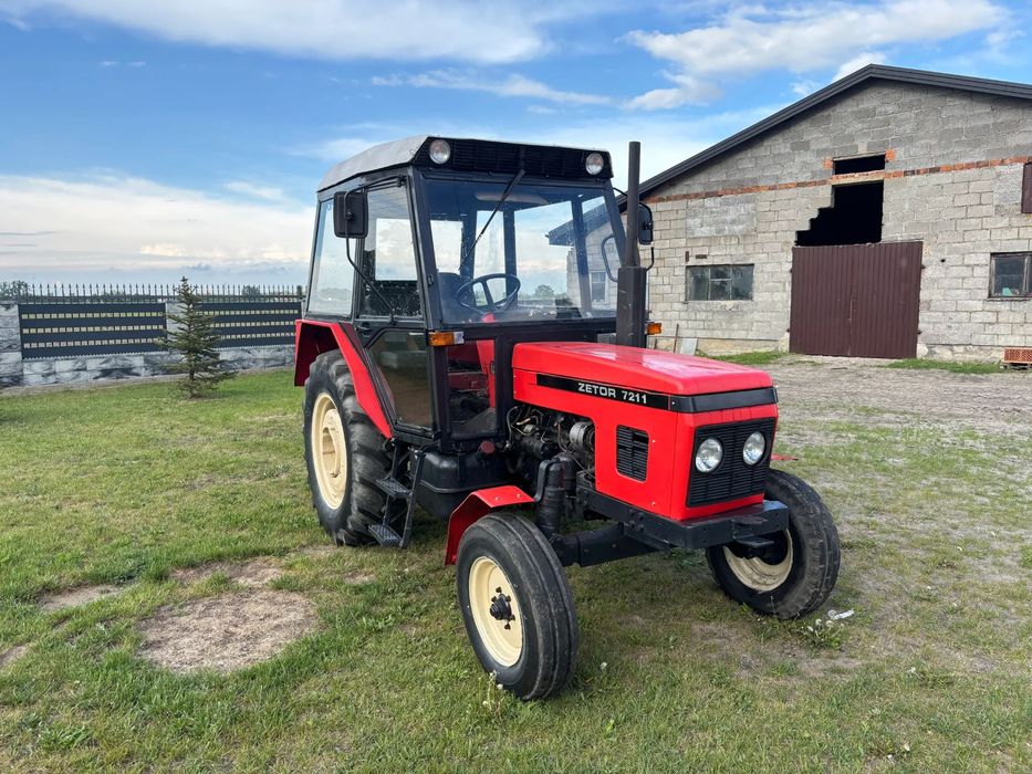 Zetor 7011  Zetor 7011 / 7211