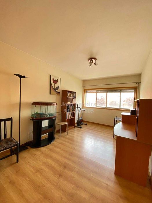 Apartamento T2 São Mamede Infesta