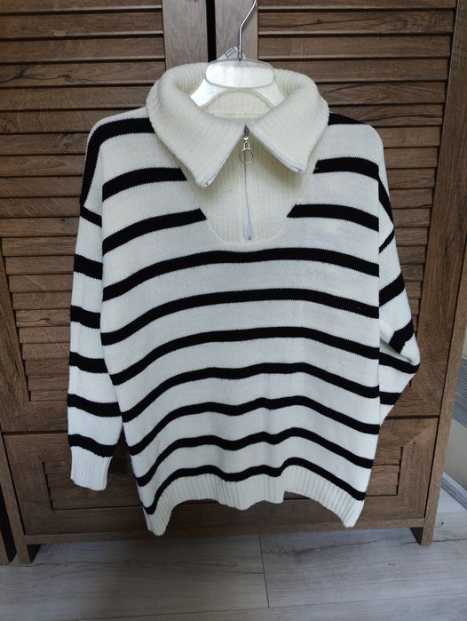 Sweter w paski uniwersalny