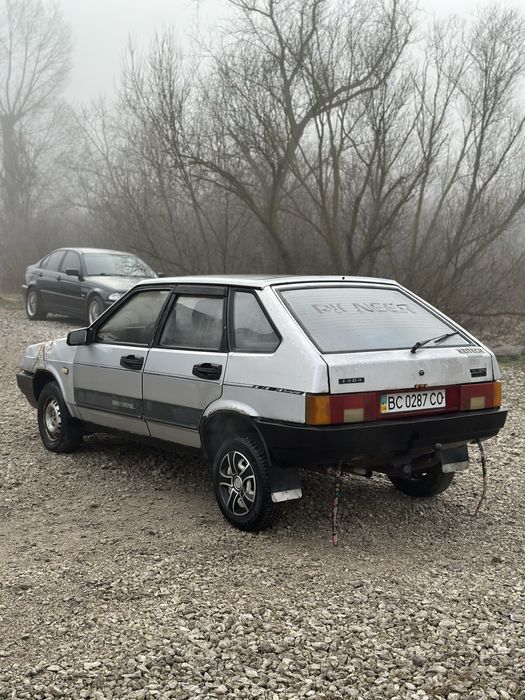 ВАЗ 2109 2002р 1.5 бензин