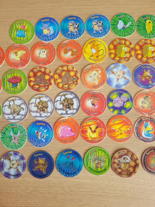 Coleção de Tazos Pokémon 2 – 54 peças (46 normais + 8 holográficos)