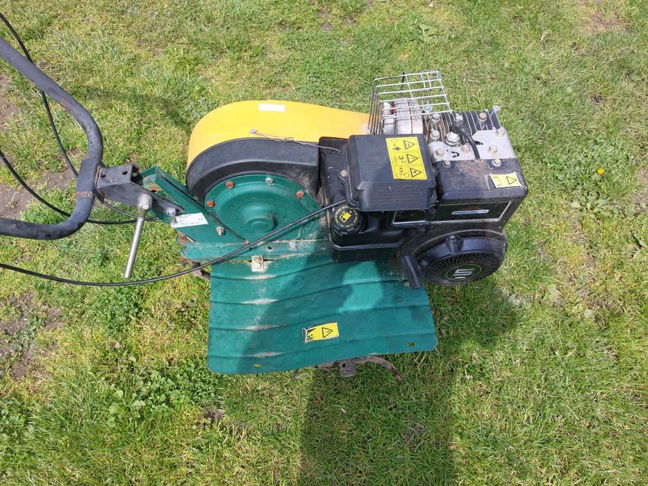 Glebogryzarka spalinowa