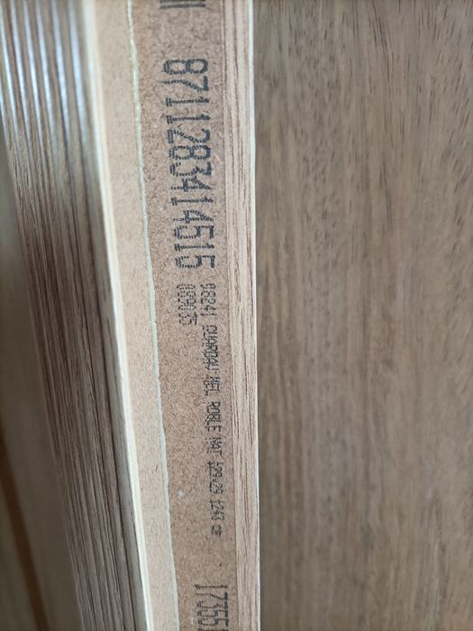 Perfil cantoneira 29x29mm c/243cm MDF melanina Carvalho natural