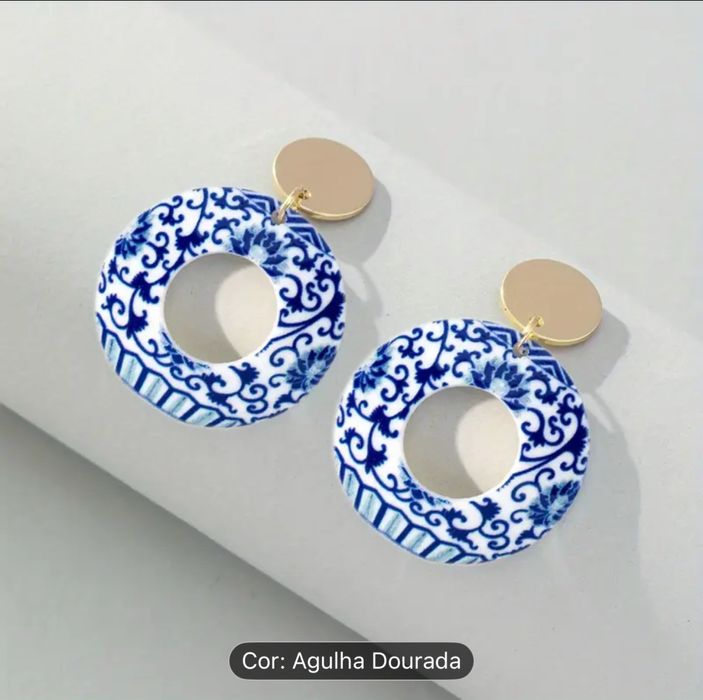 Brincos em aço inoxidável