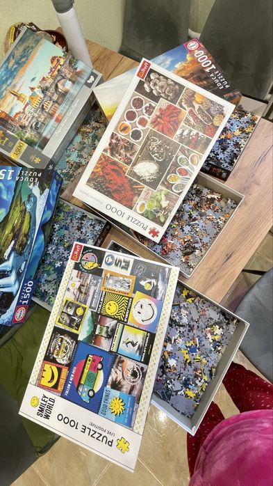 Продам набір пазлів