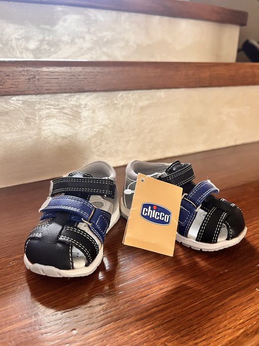 Нові дитячі сандалі Chicco, розмір 18