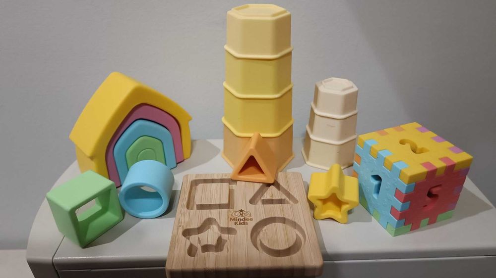 Kit Montessori 4 Atividades: Brinquedos Sensoriais