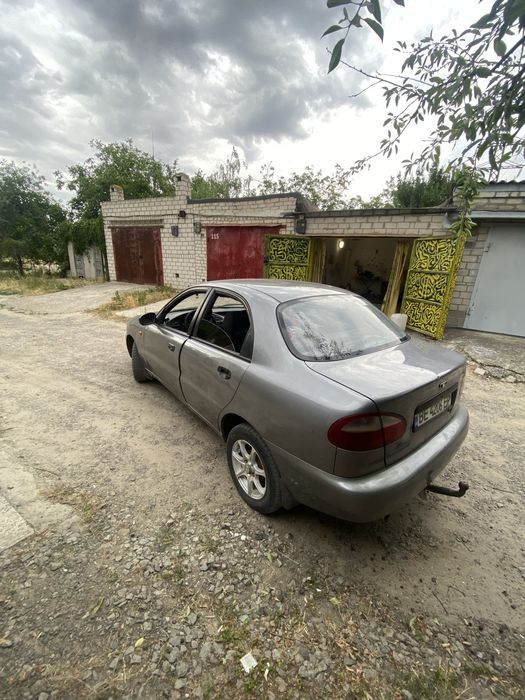 Део ланос 1650$ 2008г