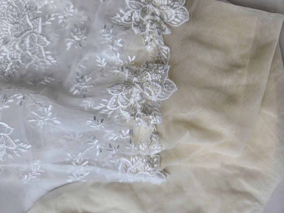 Весільні панчохи білі