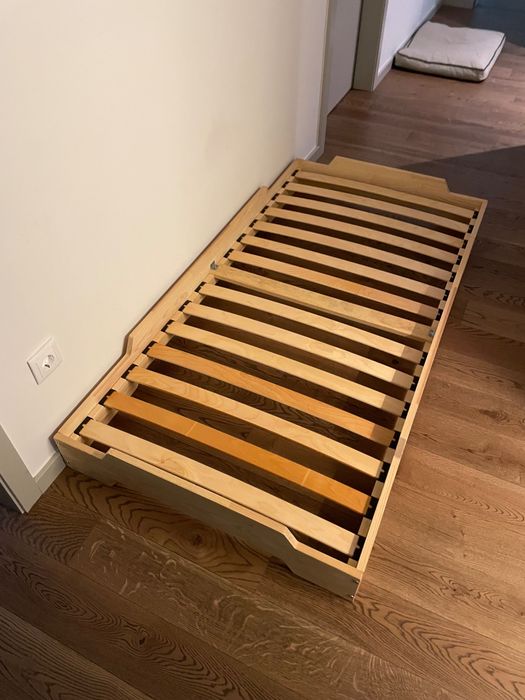 Cama Montessori Empilhável LUFE