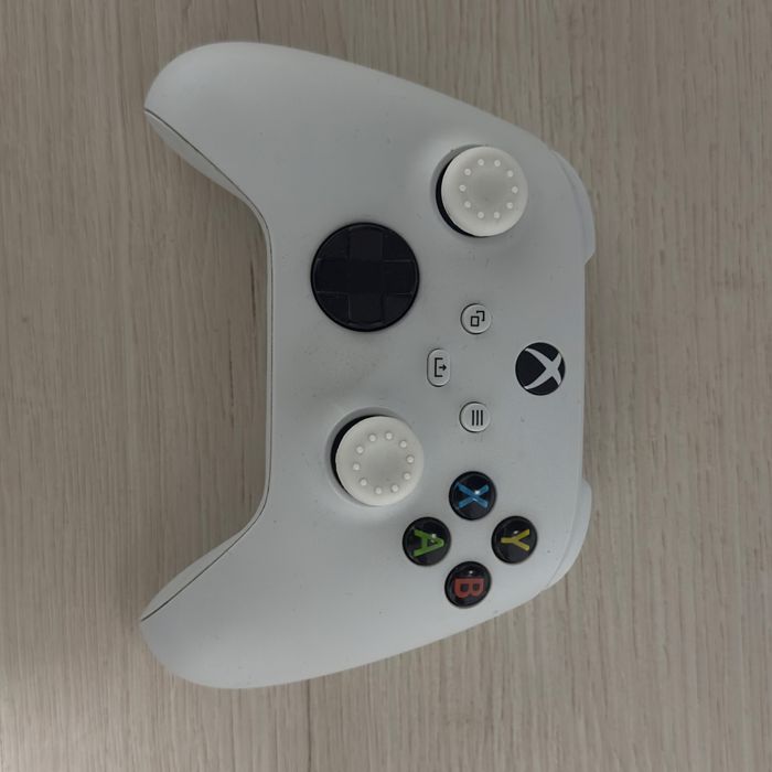 Xbox Series S 512 gb + nowy pad