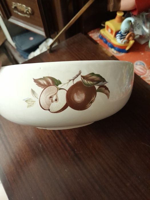 Saladeira vintage em cerâmica