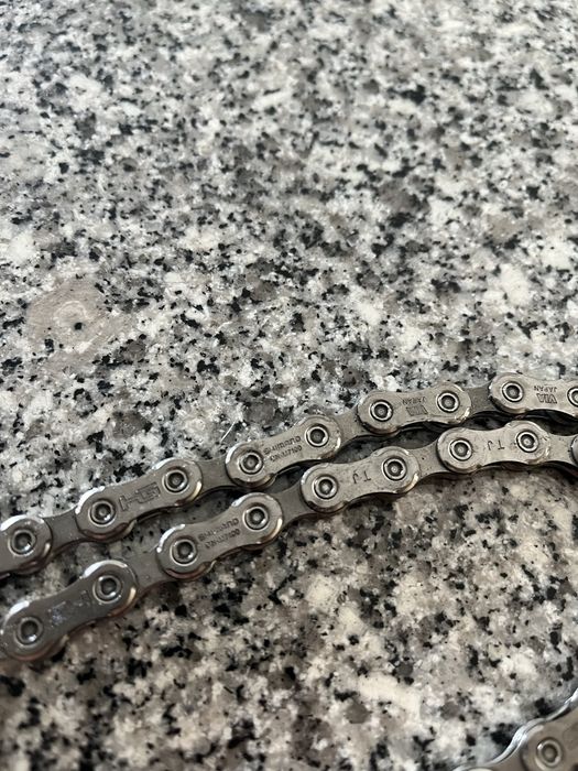 Corrente Shimano SLX 7100 12v