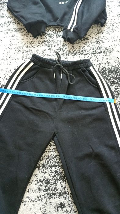 Спортивний костюм для дівчинки