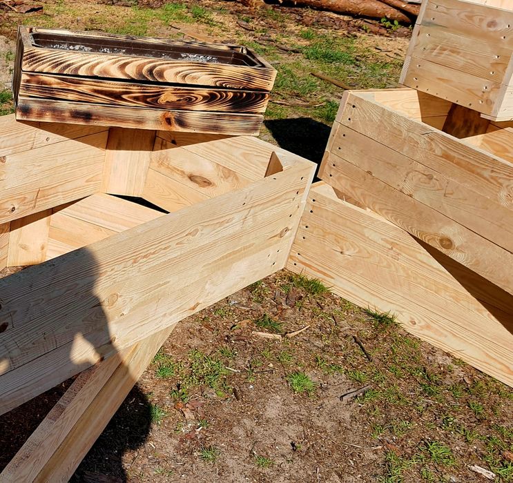 Doniczki,kwietniki,skrzynie do uprawy warzyw