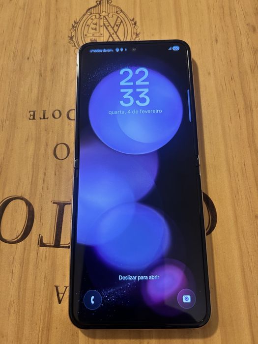 Samsung  GAlaxy Z Flip 5