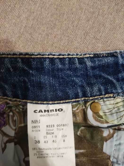 Шорти жіночі джинсові , розмір 38