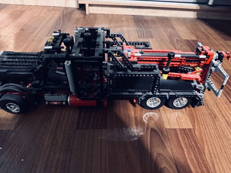 Машина Lego. Гарний подарунок