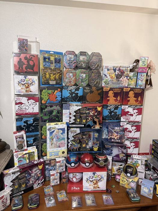 Pokemon Tcg Elite Trainer Box e mais