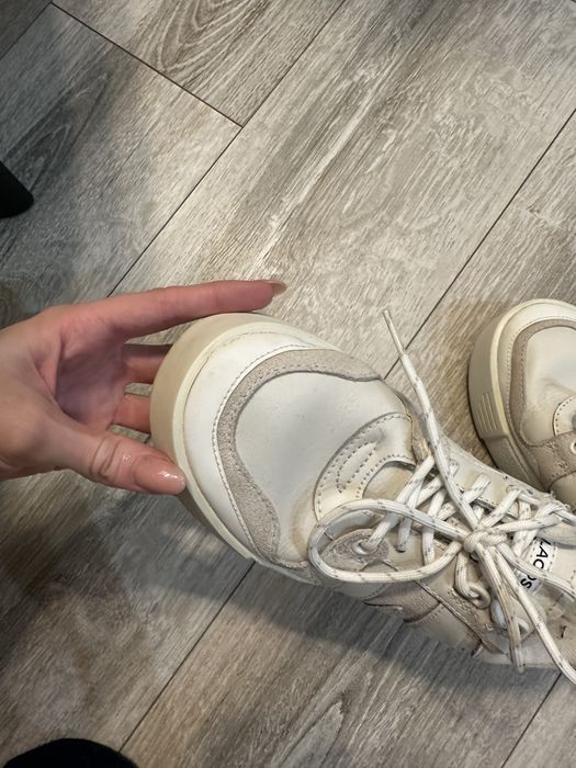 Жіночі кеди Lacoste