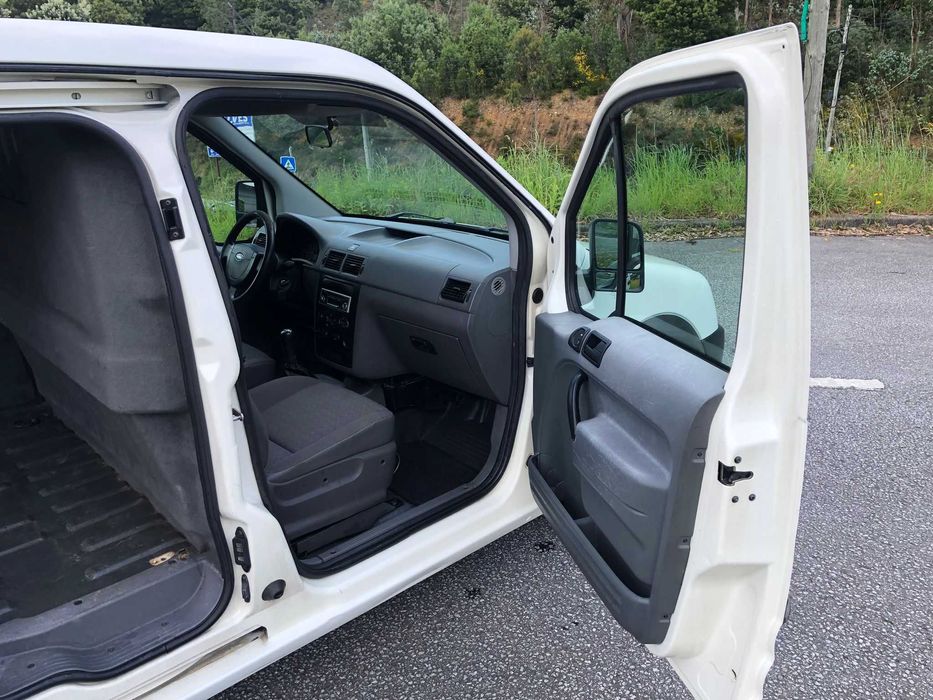 Ford Connect 1.8 - 180.000 Kms originais