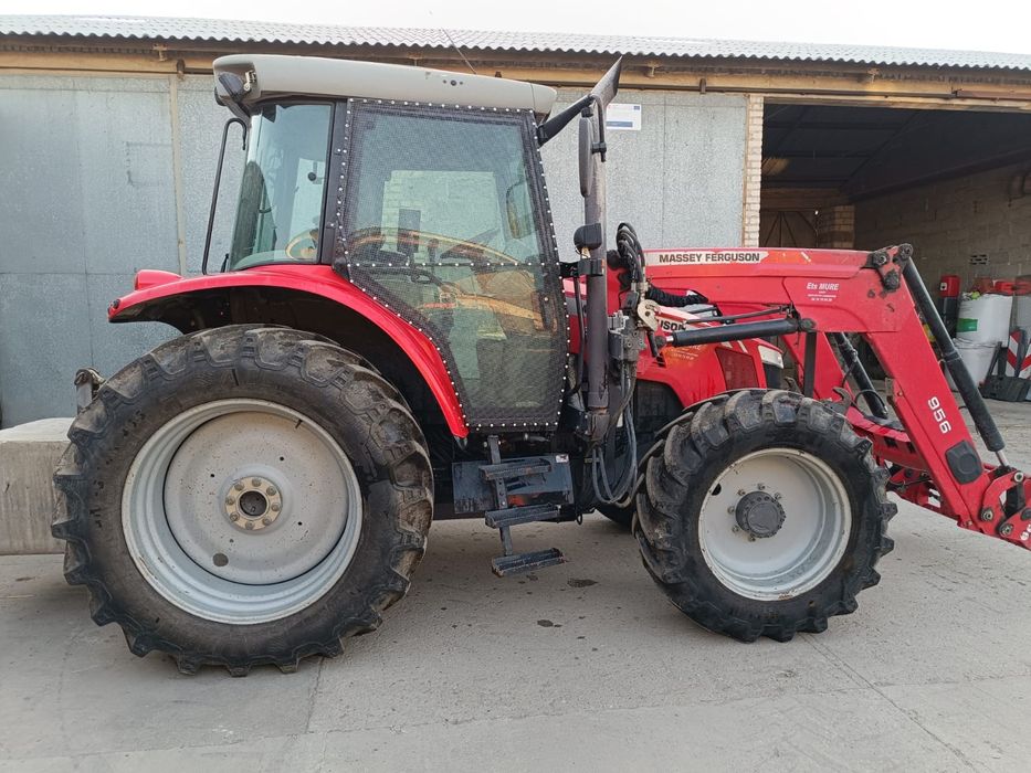 Massey Ferguson 5445