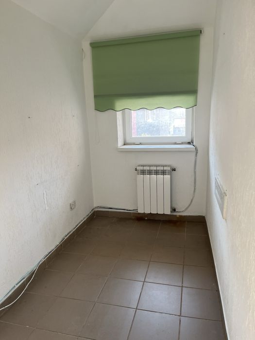 Оренда комерційного приміщення ( 7.5 кв.м ) в центрі м.Самбір, – pohled 4