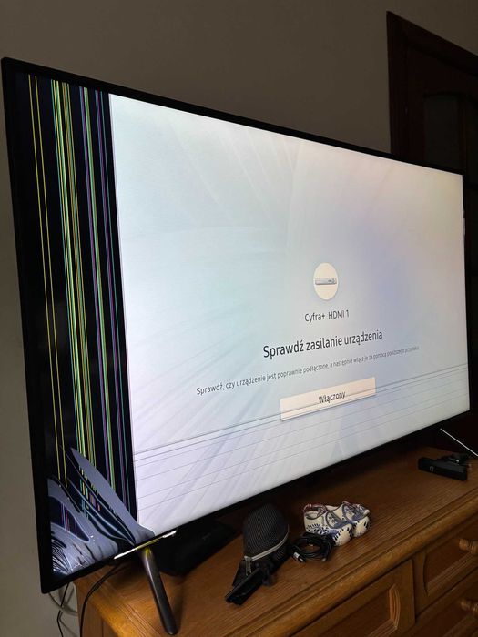 Telewizor Samsung LED 55 cali UE55RU7102K